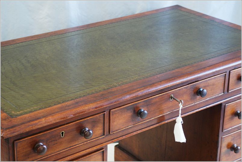 2041 Antique Small Mahogany Pedestal Desk (7)